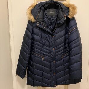 Marc New York Andrew Marc Women’s Navy Down Puffer Jacket w/Faux Fur Hood sz L